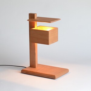 AVA | Handgefertigte Leselampe aus Holz / Schlafzimmerlampe / Dekorative Lampe / Frank LLoyd Inspiriert | Lampit Design