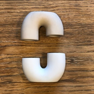 Candlestick for 2 stick candles