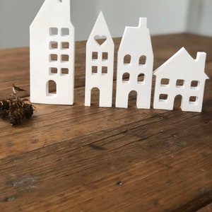 House made of Raysin // Table decoration made of Raysin