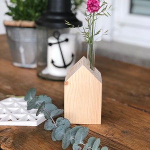Cottage vase with test tube