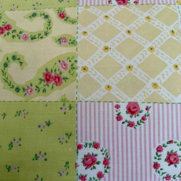 Adorable taie d'oreiller vintage en coton à fleurs jaune, verte, rose et blanche c. Années 80