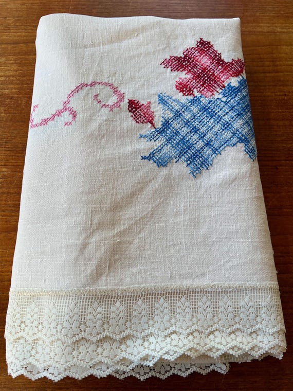 アンティーク　ヴィンテージ　テーブルクロス　クロススティッチ　リネン ヴィンテージリネンテーブルクロス：手刺繍クロスステッチ