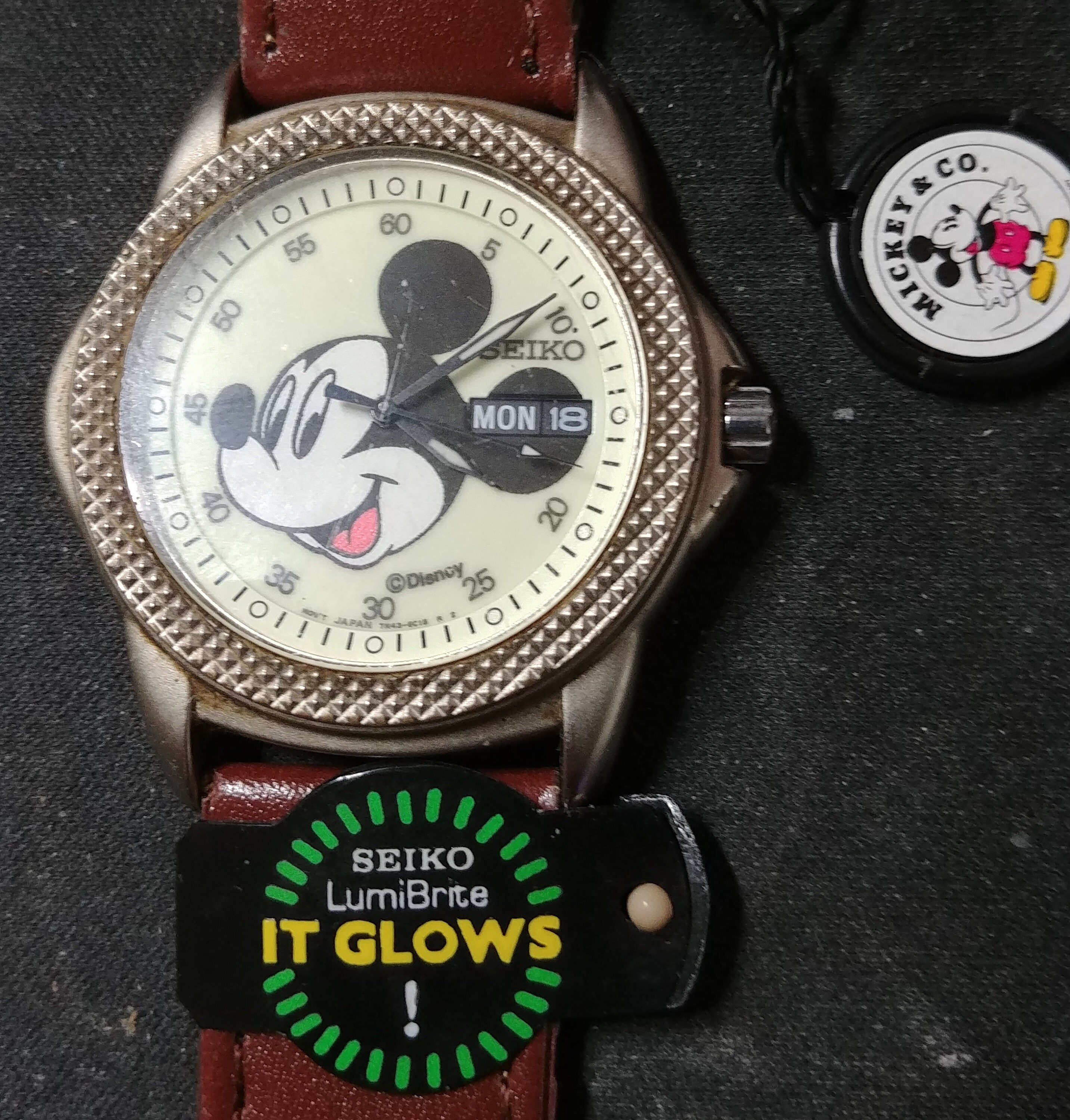 Seiko Sgg529 Mans 38MM Lumibrite Day Date Mickey Mouse Watch - Etsy