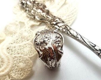 1902 Wallace Irian Sterling Spoon Ring, Spoon Ring, Spoon Jewelry, Statement Ring, Silverware Ring, Handmade Spoon Ring