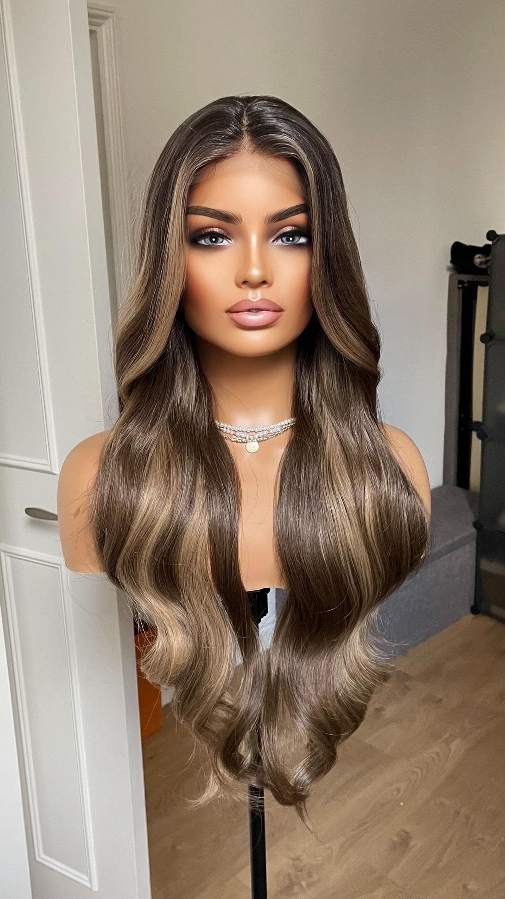 Brown Blonde Highlights 24\