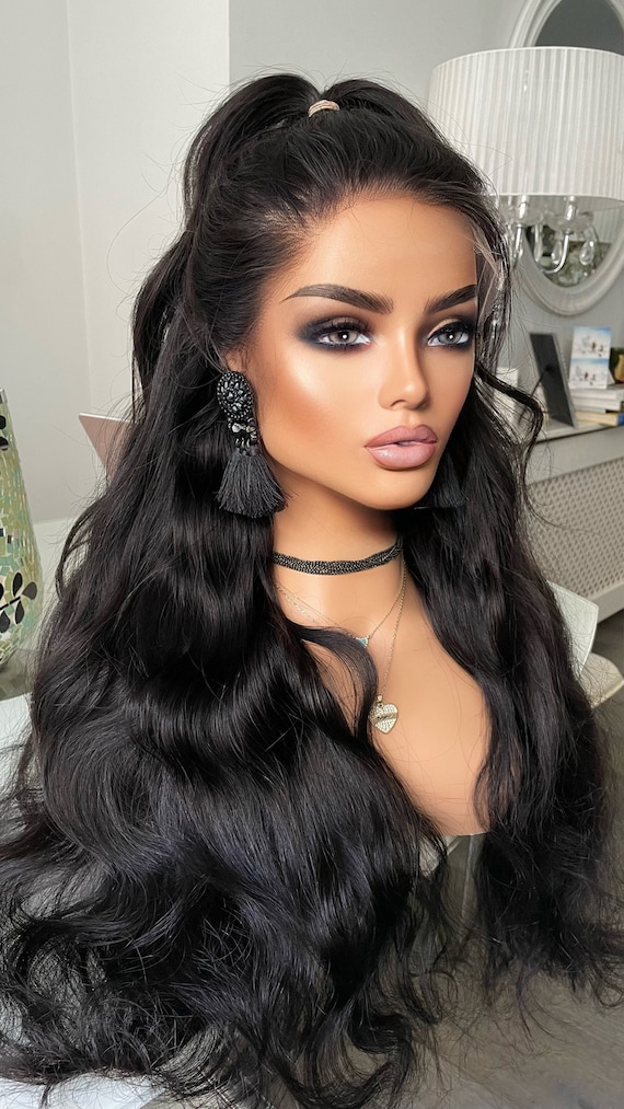 Black Human Hair Lace Wig: 24 Inch , 180 Density, HD Lace  display picture 3