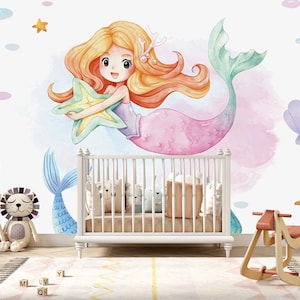 Papier peint pour chambre de filles avec une sirène de bande dessinée, des algues, des moules et des étoiles de mer