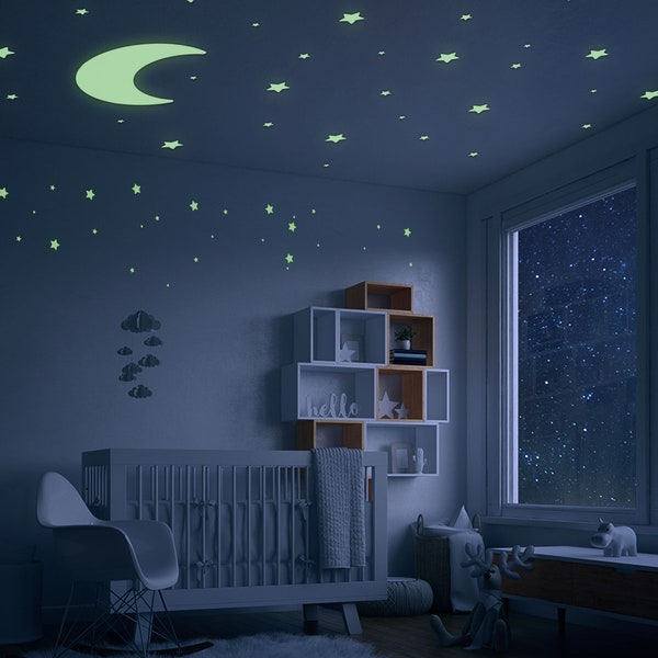 Pegatinas autoadhesivas que brillan en la oscuridad Calcomanías fluorescentes luminosas para pared y techo Estrellas y luna