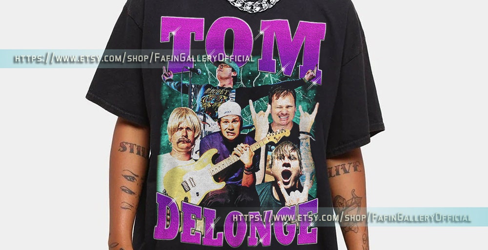 Tom DeLonge Merch Gift - Tom DeLonge Vintage Shirt Retro 90s Sweater Homage  Tshirt Fan Tees - Bluefink