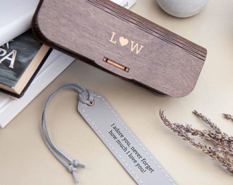 Marcador de couro personalizado, presente de 3º aniversário para ele, presente para amantes de livros, presente personalizado gravado à mão para marido e mulher, Natal e aniversário