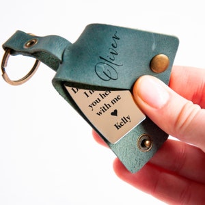 Cadeau personnalisé pour papa Porte-clés photo personnalisé dans un étui en cuir, souvenir de la fête des pères, cadeau pour un nouveau papa, porte-clés photo en cuir Light Blue