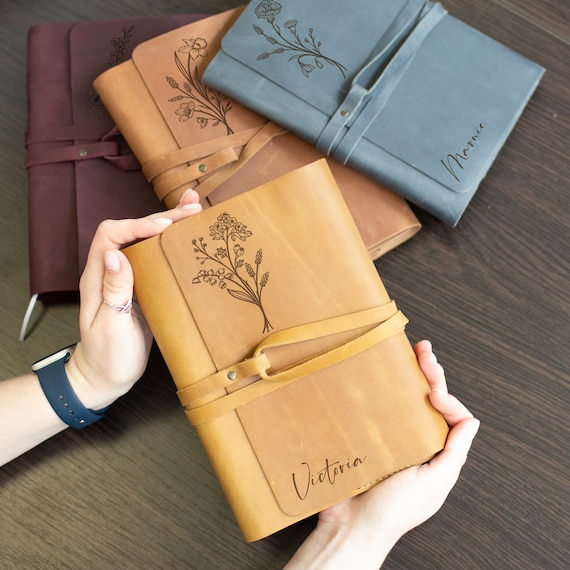 Personalized Leather Journal for Women Birth Flower Custom Leather Notebook Refillable Leather Journal Floral Design A5 Notebook Cover