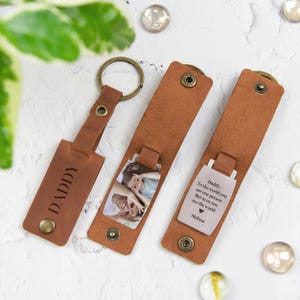 Personalised Gift for Dad - Custom Photo Keyring in Leather Case, Father's Day Keepsake, Gift for New Dad, Leather Photo Keychain 画像 4