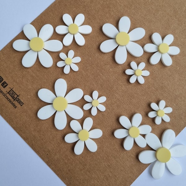 Acrylic daisy cake charms, daisy cake decoration, daisy themed birthday, acrylic cake decorations, daisy babyshower, flower cake decorations