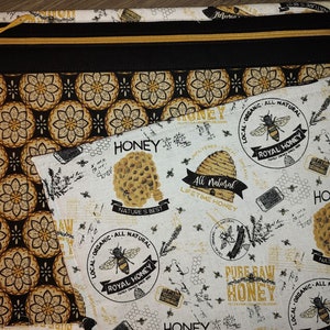 Cross Stitch Project Bag - Project Bag for Cross Stitch - Project bag organizer - Vinyl Front Cross Stitch Organization Bag-Bee Hive