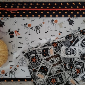 Cross Stitch Project Bag - Project Bag for Cross Stitch - Project bag organizer - Vinyl Front Cross Stitch Organization Bag-halloween