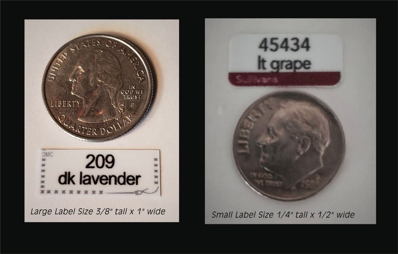 Puede incluir: Dos monedas estadounidenses, una de veinticinco centavos y una de diez centavos, se muestran sobre fondos blancos con etiquetas. La moneda de veinticinco centavos est&aacute; etiquetada como "209 dk lavender" y la de diez centavos como "45434 It grape". Las etiquetas son de diferentes tama&ntilde;os, siendo la etiqueta de la moneda de veinticinco centavos m&aacute;s grande que la de la de diez centavos.