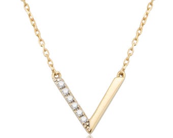 14K Solid Gold Diamond Necklace/ Dainty Pave Diamond V Necklace / Elegant Gold Diamond Necklace / V Shaped Necklace / Gift for Her