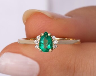 14K Gold Emerald Ring: Drop Cut Diamond Accent Ring
