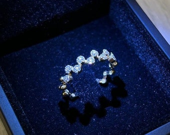 14K Gold Diamond Zig Zag Ring: Stackable Fine Jewelry