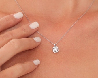 14K Gold Diamond Necklace: Baguette & Round Cut, Dainty Gift