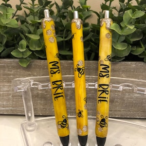 Honey-drip bee pen