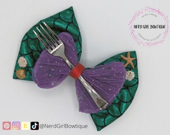 Ariel inspired Hair bow for Little Mermaid Disney Bounding, cosplay, made from metallic and glitter tulle fabric, buttons, fork & ribbon