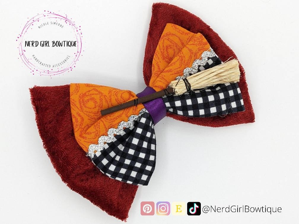Mary Sanderson Inspired Bow for Hocus Pocus Disney Bounding 
