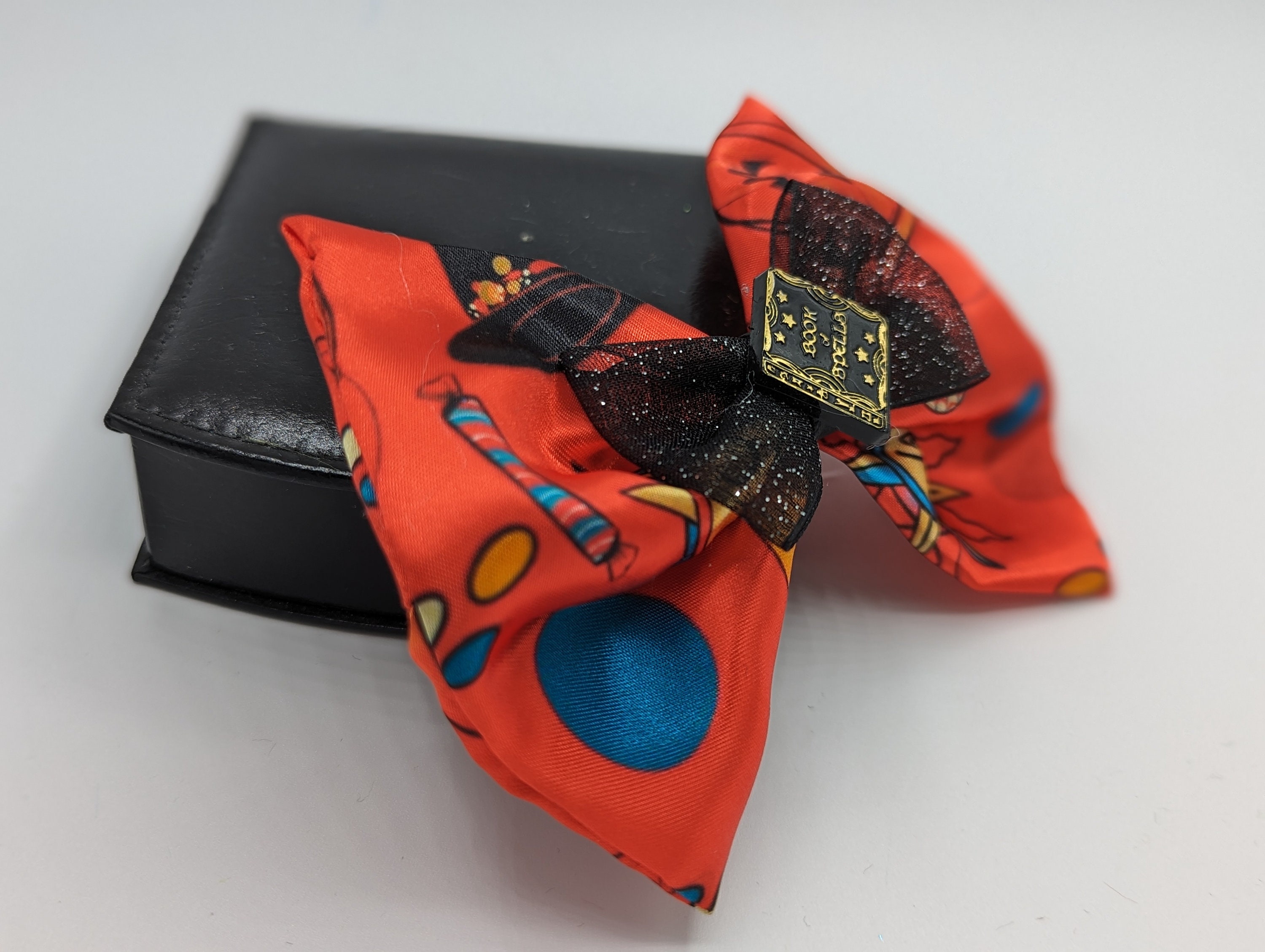 Dani Dennison Inspired Bow for Hocus Pocus Disney Bounding 
