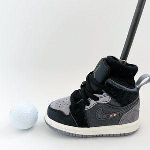 Golf Putter Headcover (Graphite Inside Out) - Custom Jordan Sneaker