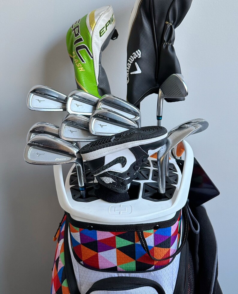 sneaker head putter cover