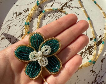 Handmade Green Orchid Beaded Necklace – Floral Statement Lariat Jewelry – Seed Bead Flower Pendant