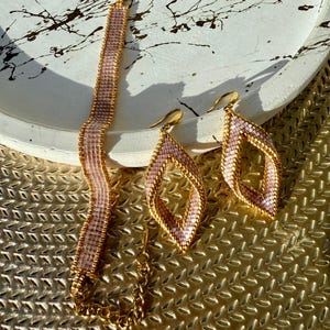 Miyuki Schmuckset Altrosa Gold | Handgefertigte Ohrringe & Armband | Boho Perlenschmuck Set