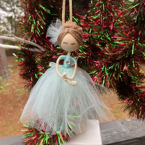 Ballerina Ornament Hellblau