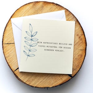 Trauerkarte, Beileidskarte "Aufrichtiges Beileid", Motiv "Blume 1", Klappkarte quadratisch, 15,5x15,5cm,mit Umschlag, Karte personalisierbar