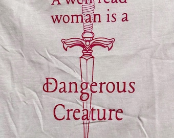 Well Read Women Cropped Back Design Tee