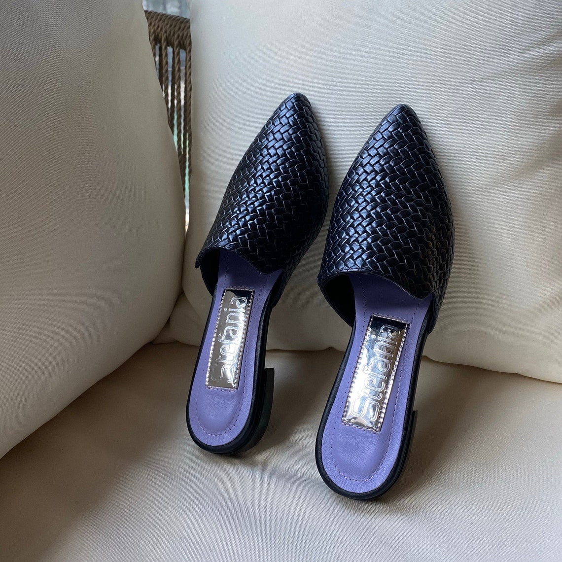 black padded mules