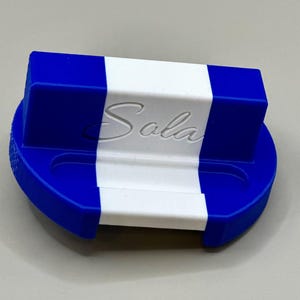 A blue-white-blue tricolor standard opener