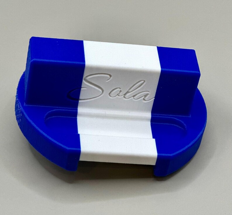 A blue-white-blue tricolor standard opener