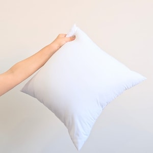 Pillow Insert // Pillow Filling // Cushion Insert // Cushion Filling // Pillow Insert for 18&quot; x 18&quot; // Down Alternative Cushion Insert