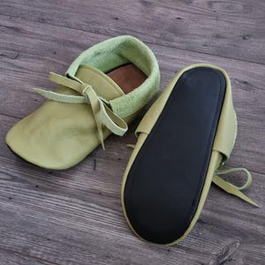 Handmade Barefoot Shoes – Leather Minimalist Footwear for Everyday Use *