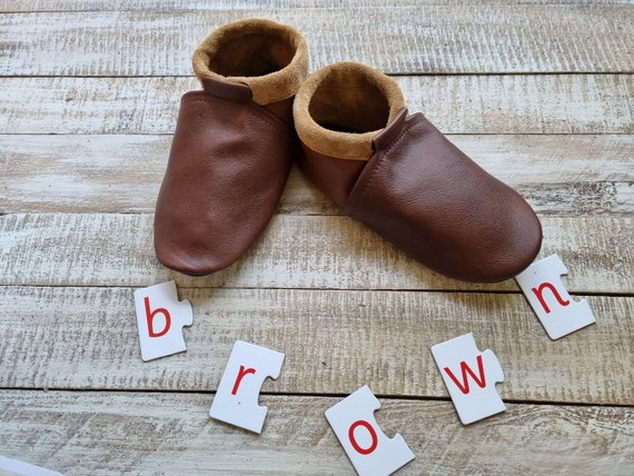 Siente los zapatos minimalistas del suelo, zapatillas de cuero Earthing,  zapatos descalzos al aire libre hechos a medida -  España