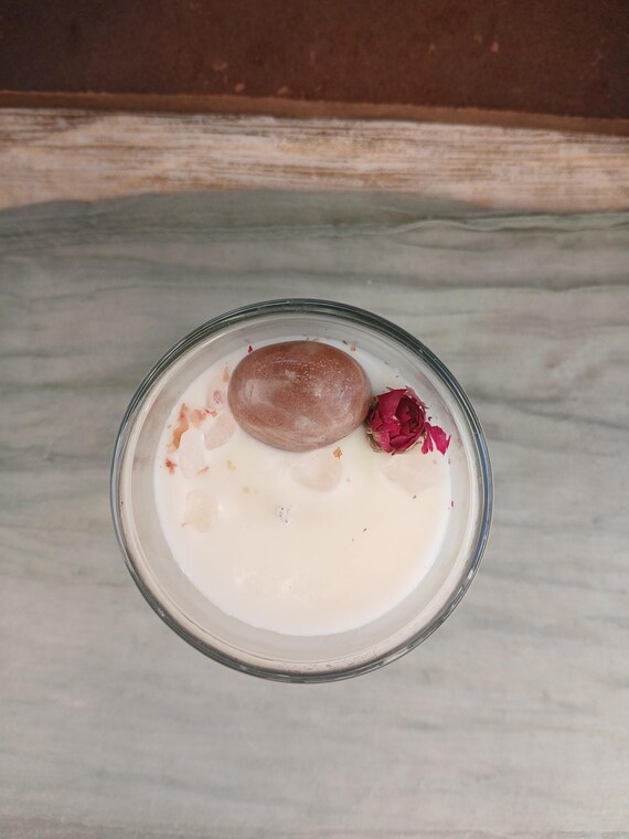 Divine Feminine Energy Candle with Rose Quartz, Moonstone & Carnelian Crystals