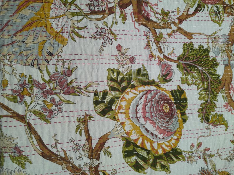 Indyjski narzuta na łóżko Kantha, kołdra, komplet pościeli z czystej bawełny w rozmiarze king size z nadrukiem ręcznym, narzuta Kantha Flower White