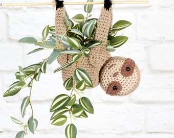 Sloth hanging basket, decorative flower pot holder, gift birthday Mother's Day, unique decorative brown plant hanger with bamboo stick