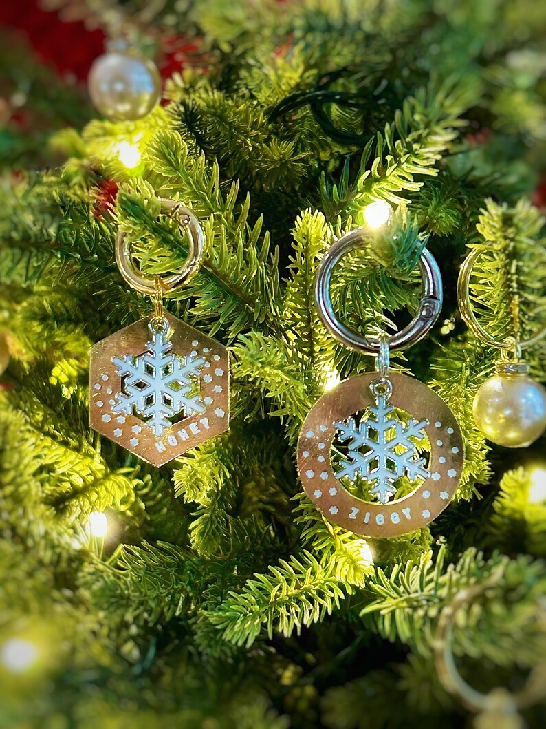 Dog tag, pet ID tag, dog name tag, dog ID tag keyring, brass, personalised, hand stamped, gifts for dog lovers, snowflake, winter, Christmas image 3