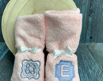 Embroidered bamboo washcloth, Luxury Baby washcloth, monogram gift, baby gift
