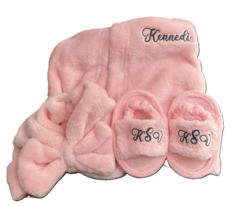 Ensemble spa personnalisé pour bébé fille, peignoir et chaussons brodés personnalisés, cadeau nouveau-né image 16