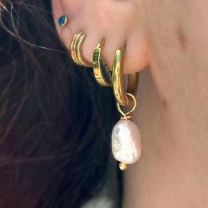 Boucle d'Oreille Perle d'Eau Douce. Mono Boucle en Perle Véritable. Créole Acier Inoxydable. Goutte de Nacre Naturel. Boucle d'Oreille Chic.