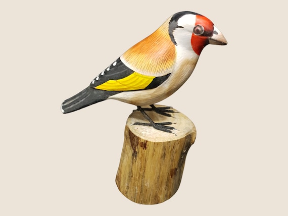 Hand Carved Goldfinch Ornament: Fairtrade Albesia Wood Bird Figurine